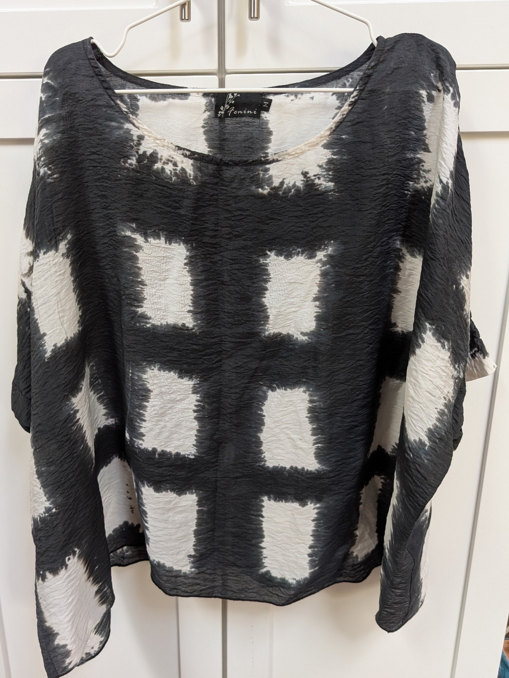 Fenini Abstract Patterned Top - Picture 7 of 9